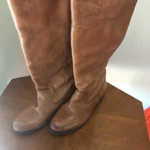 Ted Baker London leather pull on boots